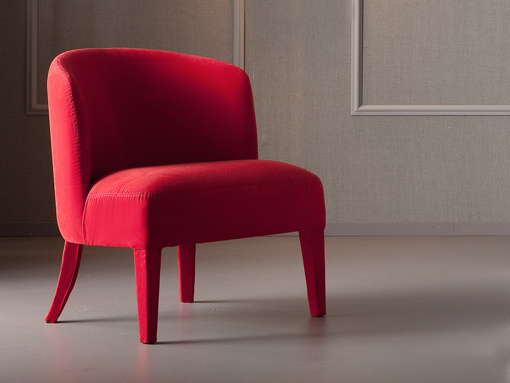 Design armchair Dolce Vita by Chaarme